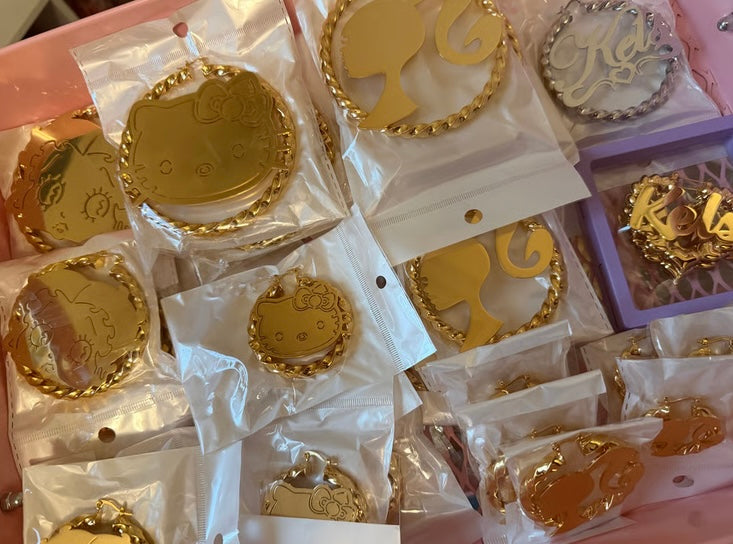 Gold Hoops Vendor -Click read more ..