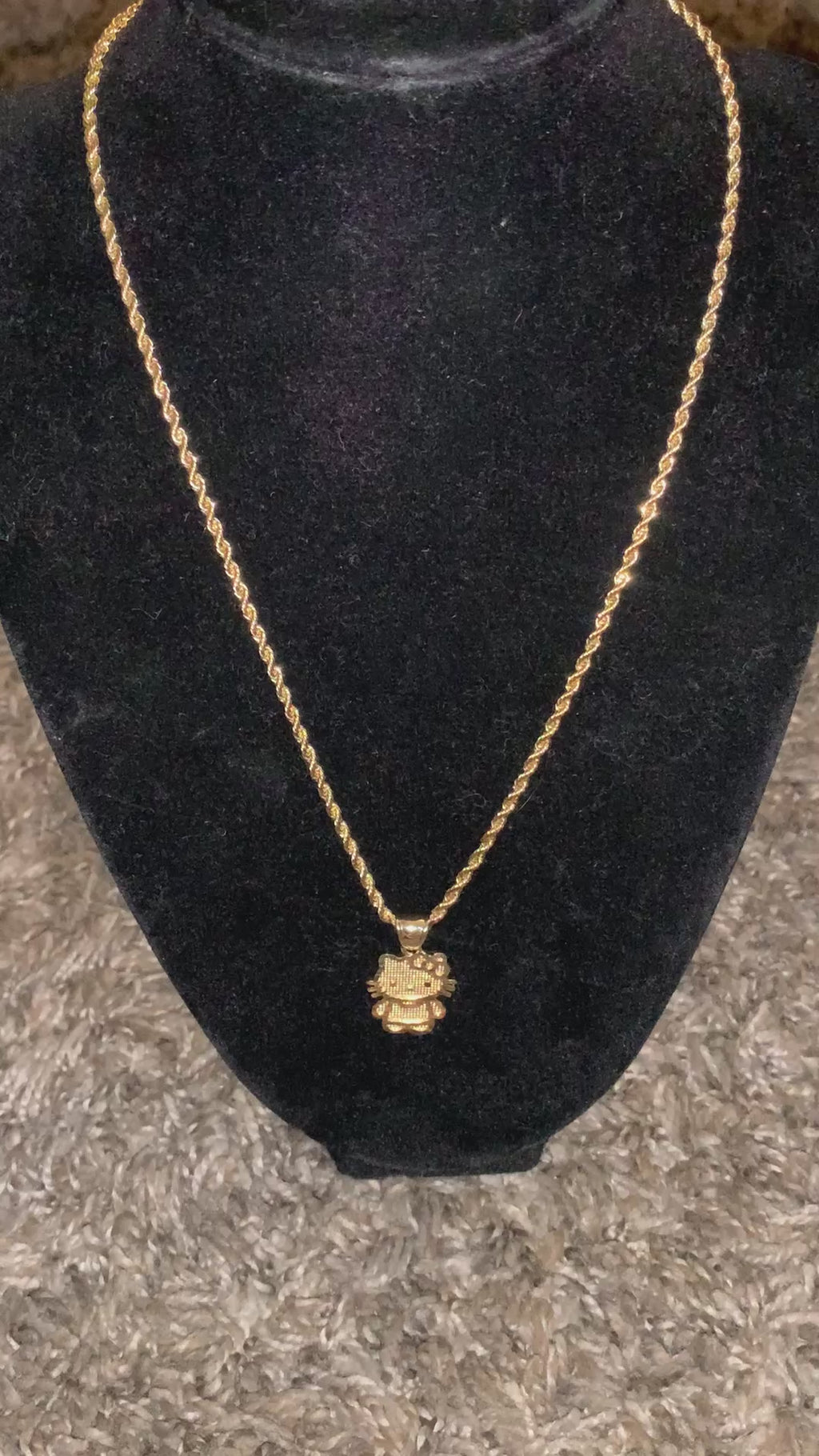 Cute kitty body pendant/chain